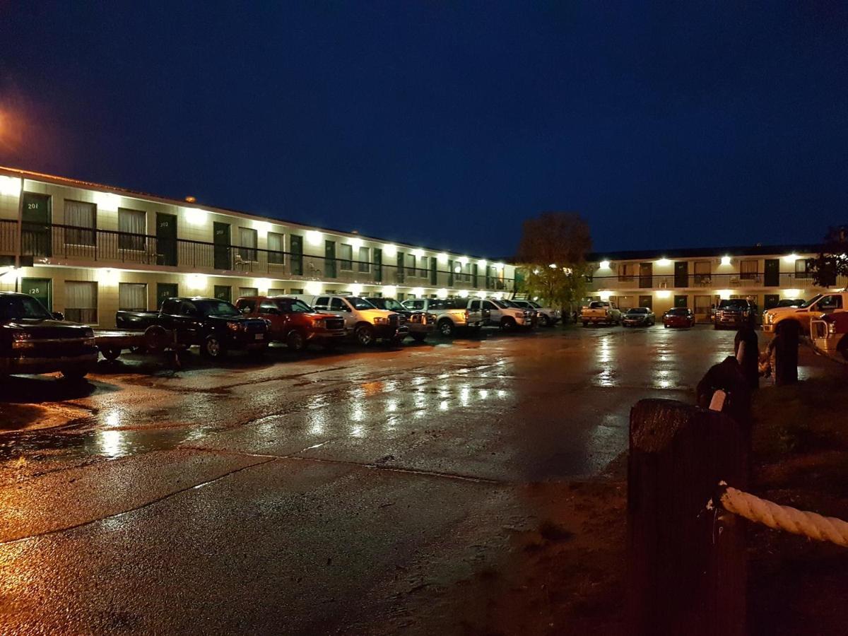 Alaskan Motel Fox Creek Exterior foto